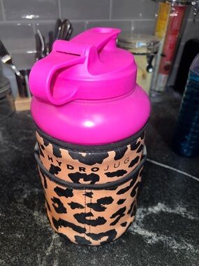 Hot pink hydrojug with leopard sleeve